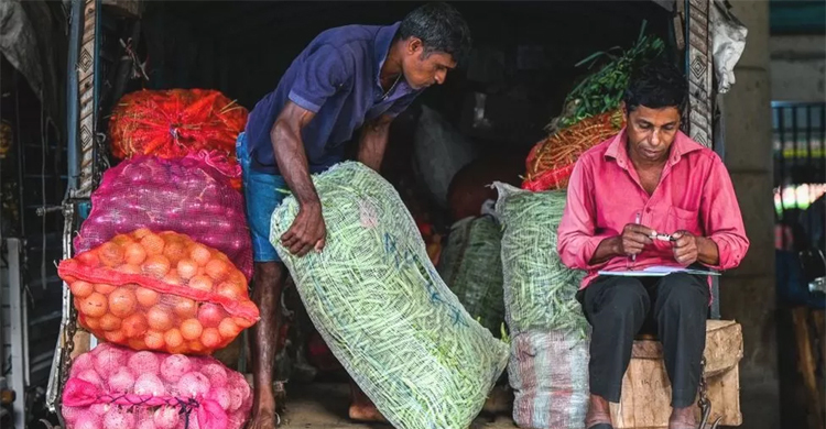 Five-day bank holiday in Sri Lanka for debt restructure