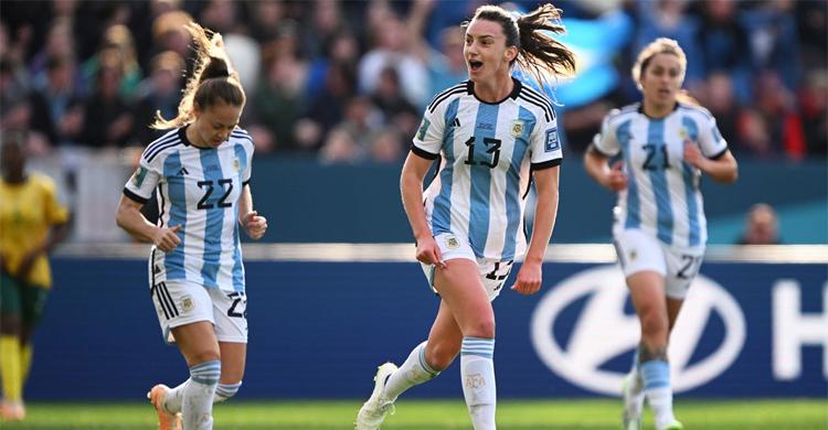 Superb Argentina comeback earns South Africa draw