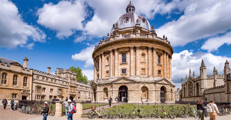 Nine in 10 students in England feel free to express their views