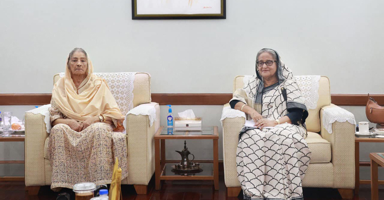 Rowshan Ershad meets PM