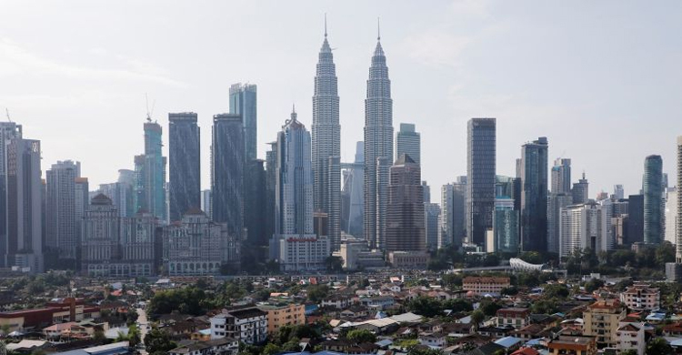 Malaysia penalises 400 companies so far this year for violating labour laws