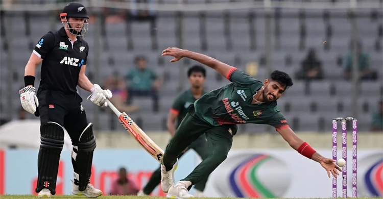Bangladesh need 255 to win against New Zealand