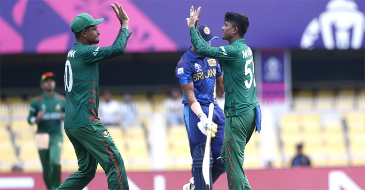 Sri Lanka send Bangladesh to bowl