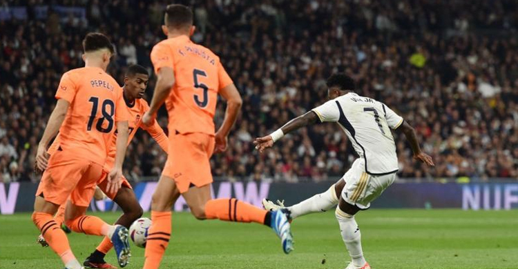 Vinicius, Rodrygo score twice as Real thrash Valencia