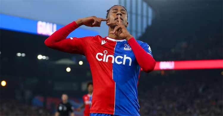 Michael Olise works magic for Palace to deepen Manchester United’s misery
