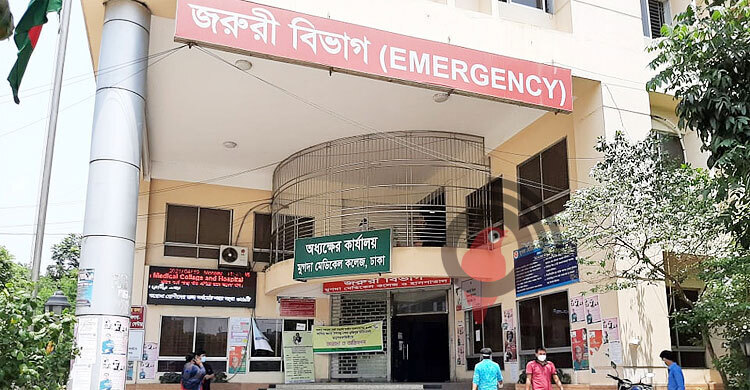 Three workers die falling off 10-storey building in Dhaka
