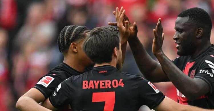 Leverkusen make Bundesliga history by ending season unbeaten