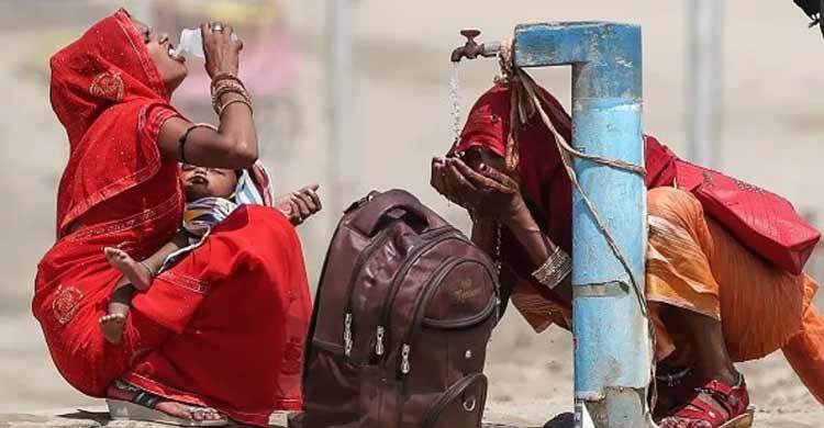 Eight more die as India faces longest heatwave