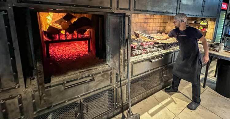 Inflation, recession force Argentines to eat less beef