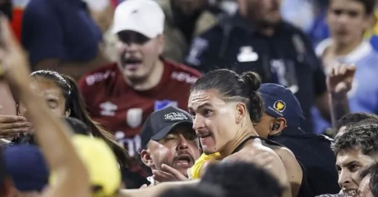 Footballer Darwin Nunez involved in clash with fans