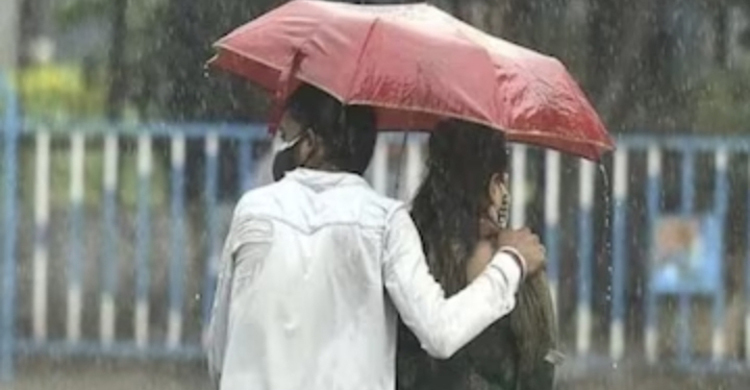 কলকাতায় দুর্গাপূজার মধ্যেই নিম্নচাপের শঙ্কা