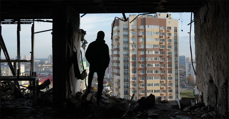 রাশিয়ার হামলার মুখে আরেকটি শীতের মৌসুমের জন্য ইউক্রেনের প্রস্তুতি