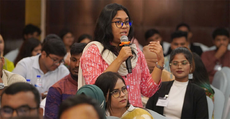 100 young Bangladeshis committed to championing Commonwealth values