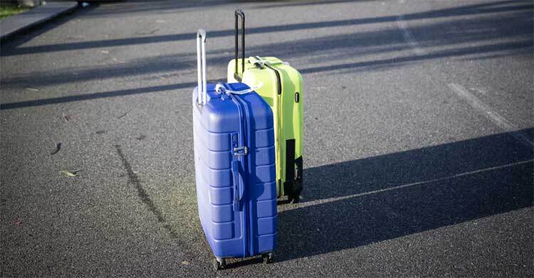 তরুণীর লাগেজ থেকে দুই বছরের শিশু উদ্ধার