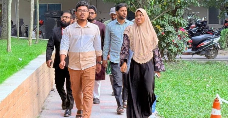 ১২ ফেসবুক পেজ ও আইডির বিরুদ্ধে ডিবিতে সাদিক কায়েমের অভিযোগ