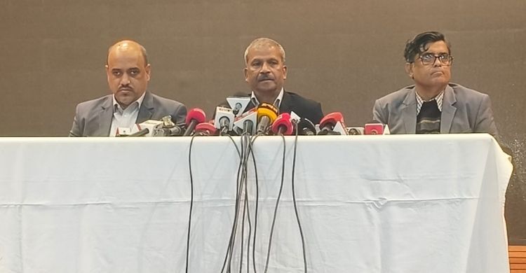 একমাস পর কত আন্দোলন হয় তা খুব আগ্রহ নিয়ে দেখবেন আসিফ নজরুল