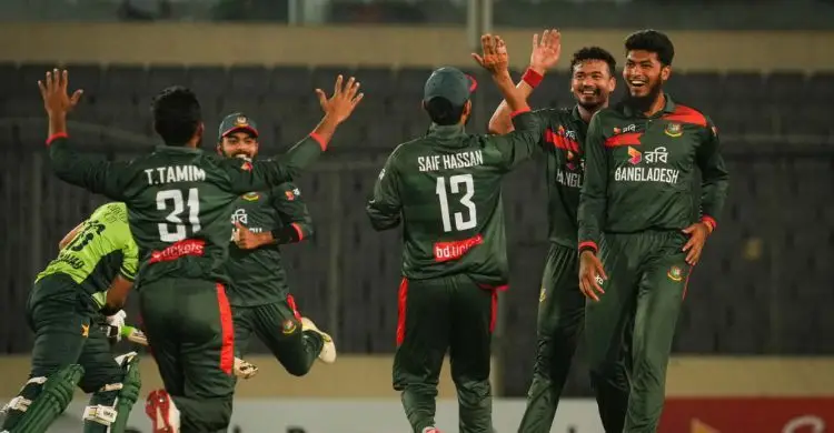 রোমাঞ্চকর ম্যাচে পাকিস্তানকে হারিয়ে সিরিজ জিতলো বাংলাদেশ