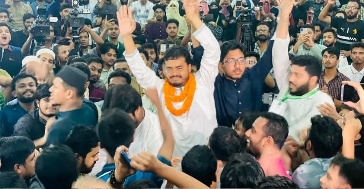 চাকসুর ২৬ পদের মধ্যে ২৪টিতে বিজয়ী শিবির