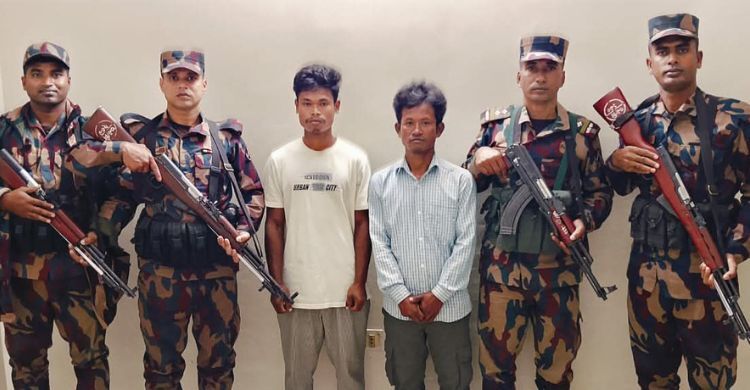 সীমান্তে মানুষ পারাপারে সহায়তাকারী ফিলিপের দুই সহযোগী আটক