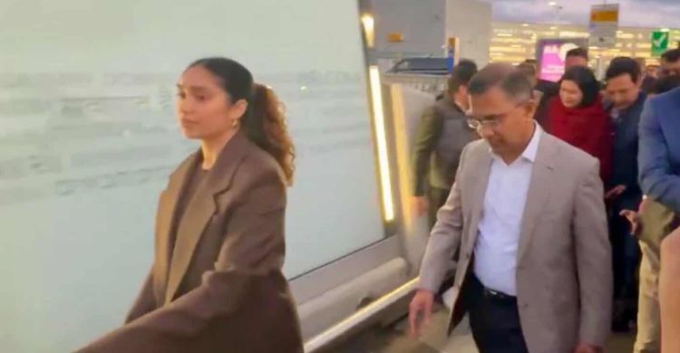 হিথ্রো বিমানবন্দরে তারেক রহমান, ফ্লাইট রাত ১২টা ১৫ মিনিটে