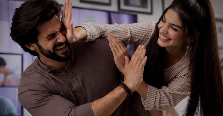 ভালোবাসা দিবস শেষ, আজ থাপ্পড় দেওয়ার দিন