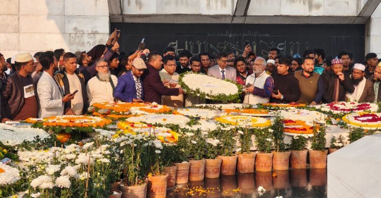 জিয়া ও খালেদার কবরে রাশেদ খাঁনের শ্রদ্ধা নিবেদন