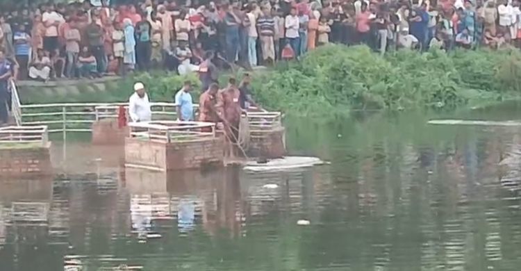 লেকে নেমে প্রাণ গেলো একই পরিবারের ৩ জনের