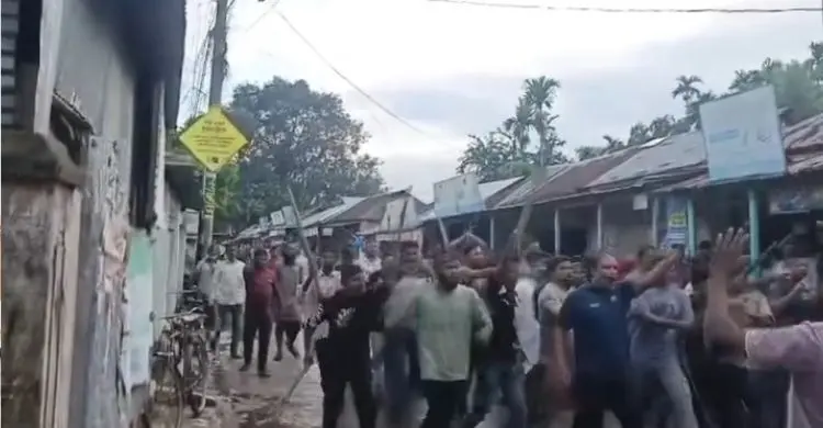 কুড়িগ্রামে এন‌সি‌পির মিছিলে বিএন‌পির হামলা, আহত ২০