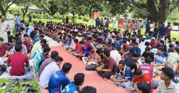 রাকসুর ব্যানারে ‘বাকশাল’ নামে গরু জবাই, ‘জুলাই জিয়াফত’ নিয়ে বিতর্ক