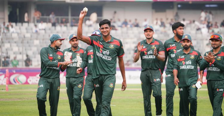 ম্যাচসেরা তামিম, সিরিজ সেরায় ভাগ বসালেন নাহিদ রানা