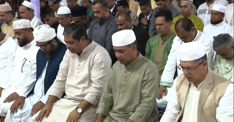 জাতীয় ঈদগাহে ঈদের নামাজে রাষ্ট্রপতি ও প্রধানমন্ত্রী