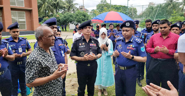 নির্বাচনের আগে সব অবৈধ অস্ত্র উদ্ধার হবে: স্বরাষ্ট্র উপদেষ্টা