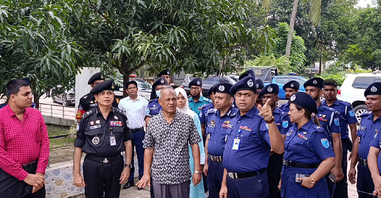 নির্বাচনের আগে সব অবৈধ অস্ত্র উদ্ধার হবে: স্বরাষ্ট্র উপদেষ্টা