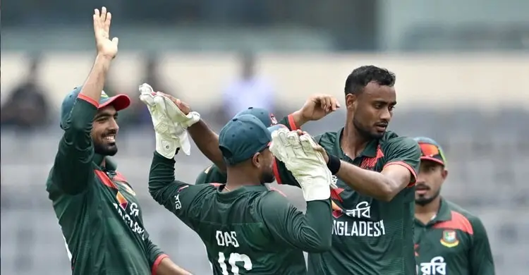 বাংলাদেশের নিয়ন্ত্রিত বোলিংয়ে নিউজিল্যান্ডের বোর্ডে ২৪৭