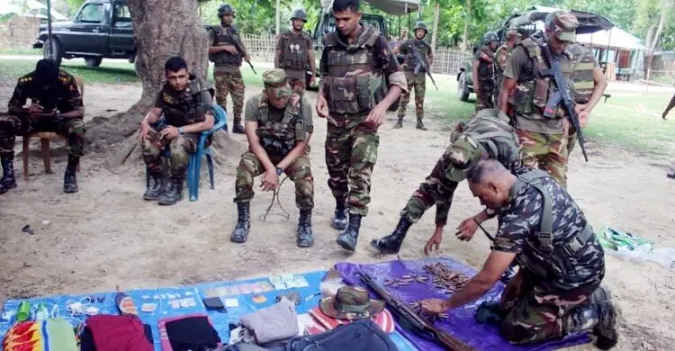 খাগড়াছড়িতে গোলাগুলির পর অস্ত্র ও গোলাবারুদ উদ্ধার