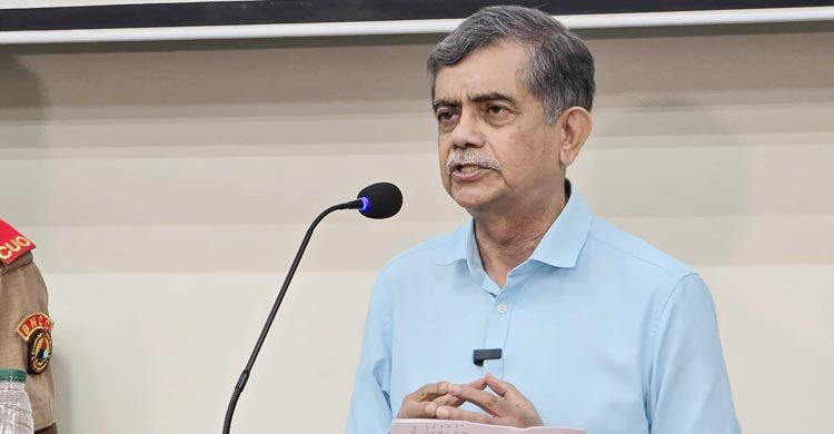 উপাচার্যদের হাতে-পায়ে ধরে দায়িত্ব দিয়েছি, কেউ স্বেচ্ছায় নেননি