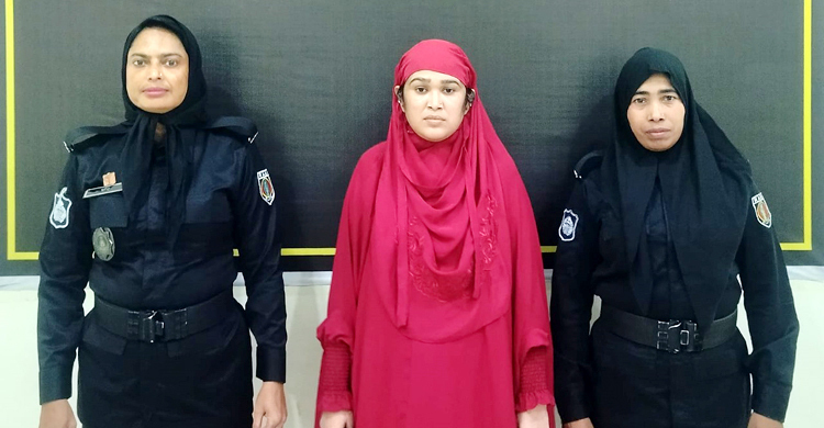 পরকীয়ার জেরে স্বামীকে হত্যা: স্ত্রী উর্মি কারাগারে