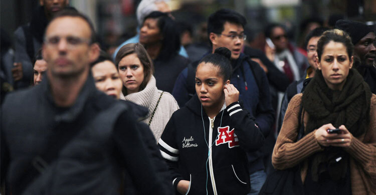 বিশ্বজুড়ে জন্মহার কমছে, তবে আতঙ্কের কিছু নেই