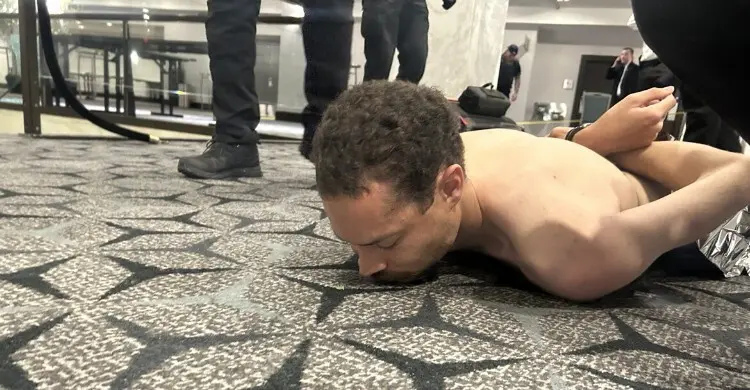 ট্রাম্পের অনুষ্ঠানে হামলার চেষ্টা করা কে এই ব্যক্তি?