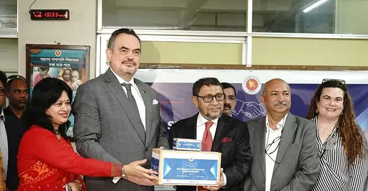 হামে আক্রান্ত হয়ে প্রতিদিন মরছে শিশু, দায় কার?