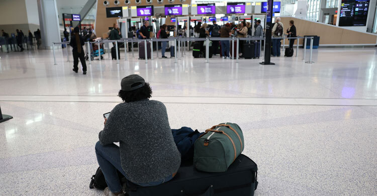 5,000 US flights cancelled or delayed over govt shutdown cuts