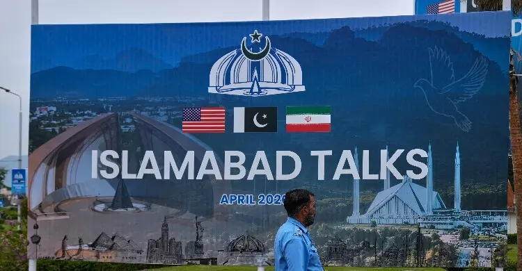 ইতিহাসের পাতায় নাম লেখাতে যাচ্ছে পাকিস্তান?