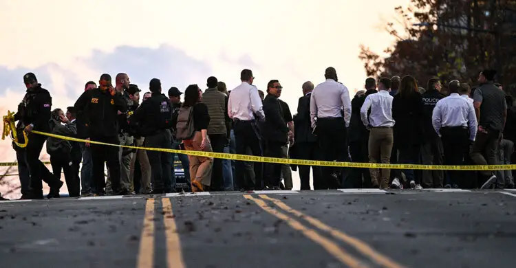 US halts all asylum decisions after National Guard shooting