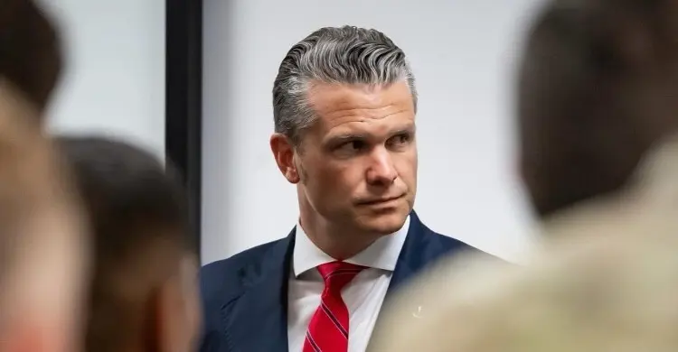 কংগ্রেসে প্রশ্নবাণে জর্জরিত মার্কিন প্রতিরক্ষামন্ত্রী