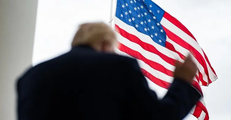 পরাজয়ের ভয়ে আগ্রাসী ট্রাম্প, ডেমোক্র্যাটদের পাল্টা প্রস্তুতি