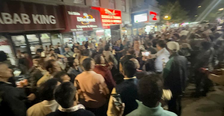 ড. ইউনূসের সফর ঘিরে যুক্তরাষ্ট্রে মুখোমুখি বিএনপি-আওয়ামী লীগ