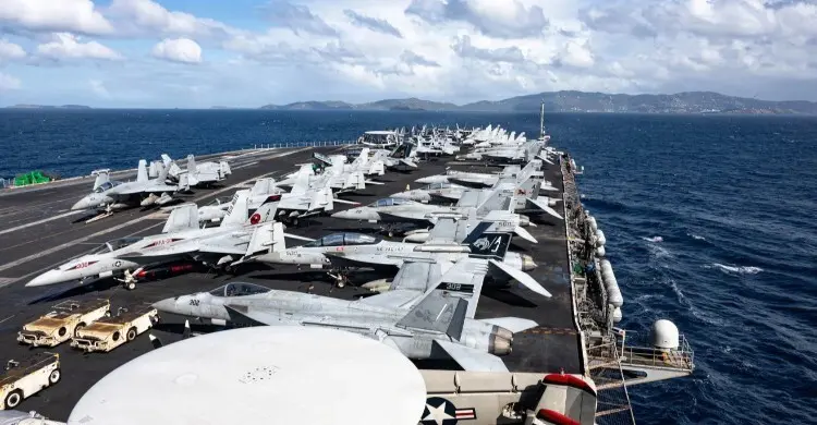 যুক্তরাষ্ট্রে ফিরে যাচ্ছে বৃহত্তম রণতরী, যুদ্ধ কি তবে শেষ?