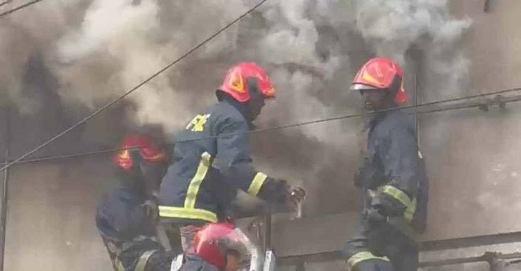 Uttara restaurant fire under control
