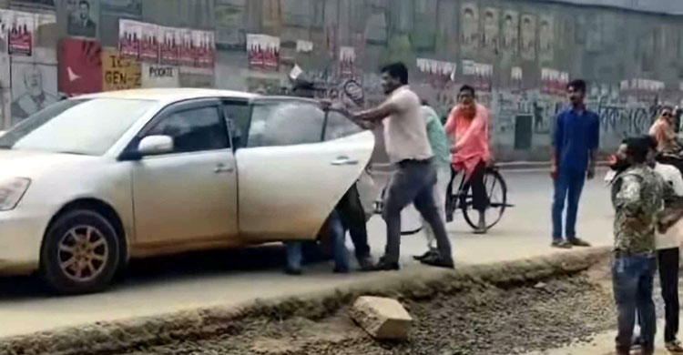 উত্তরায় গাড়িতে তুলে যুবককে অপহরণ, ১২ দিন পর গ্রেফতার ২