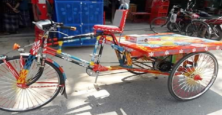 চালককে ছুরিকাঘাত করে ব্যাটারিচালিত ভ্যান ছিনতাই